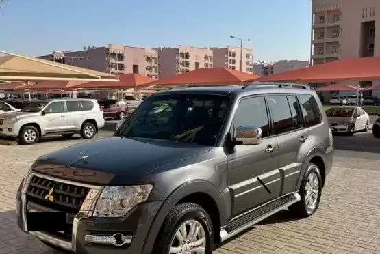 Used Mitsubishi Pajero For Sale in Al Sadd , Doha #7966 - 1  image 